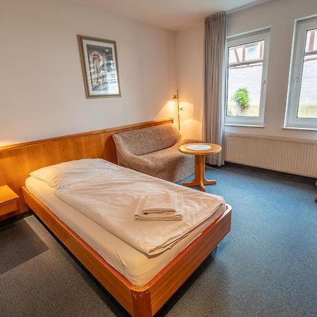 Hotel Pflum Mit Gaestehaus 尼尔廷根 外观 照片